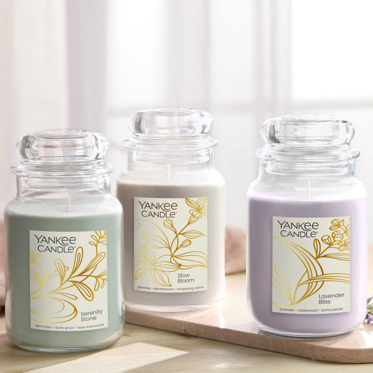 Large Jar Scented Candle - Woody Floral