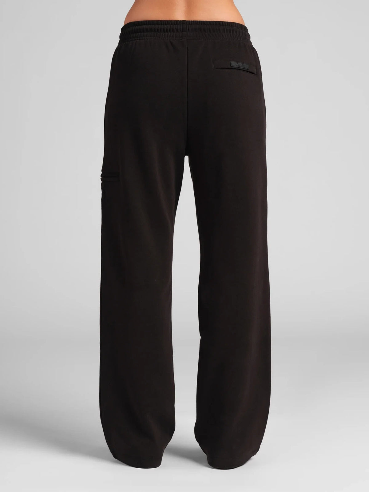 Lightweight Straight Leg Sweatpants - Black