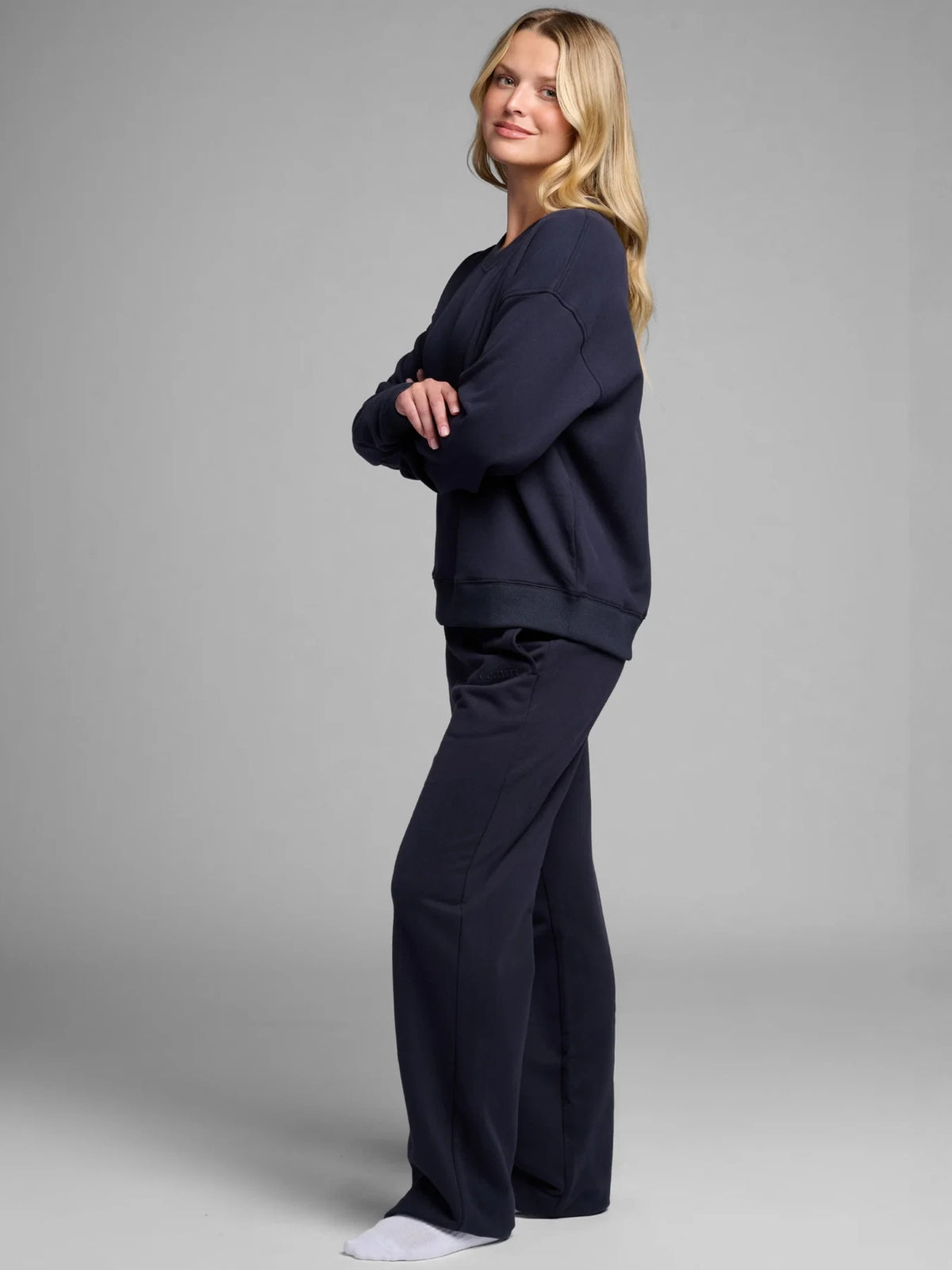 Lightweight Cropped Crewneck - Navy