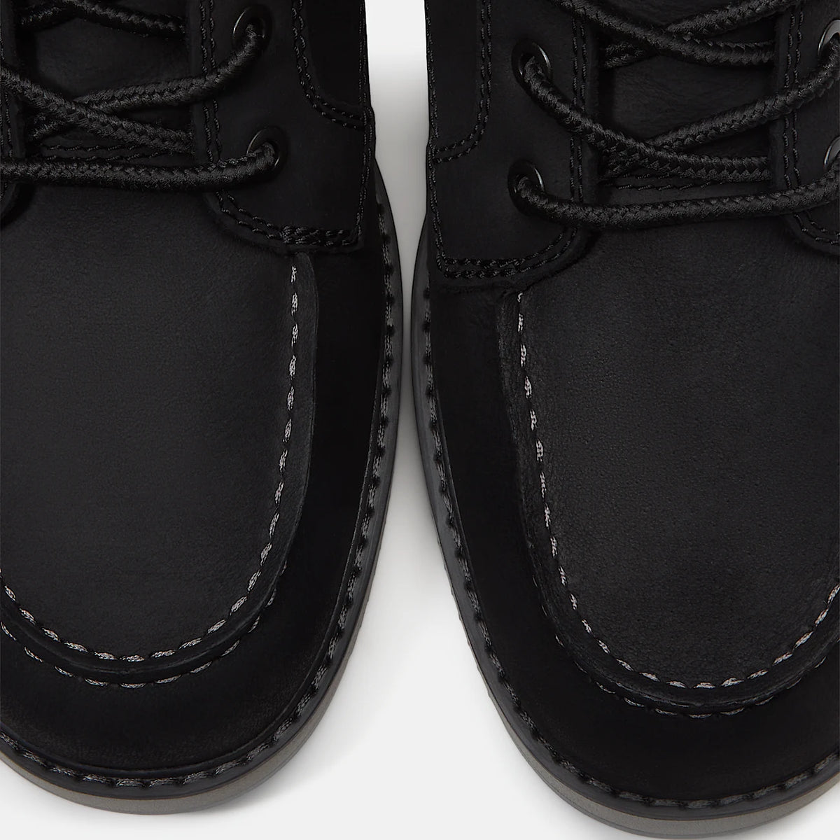 Men's Moc-Toe Chukka Boot