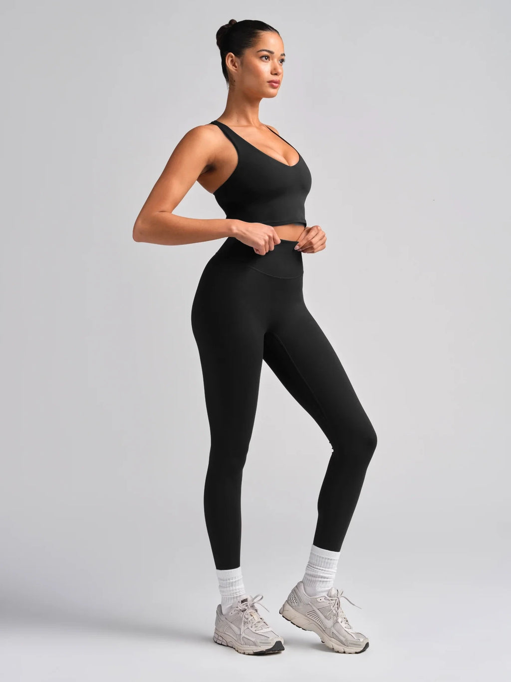High-Waist Leggings - Black
