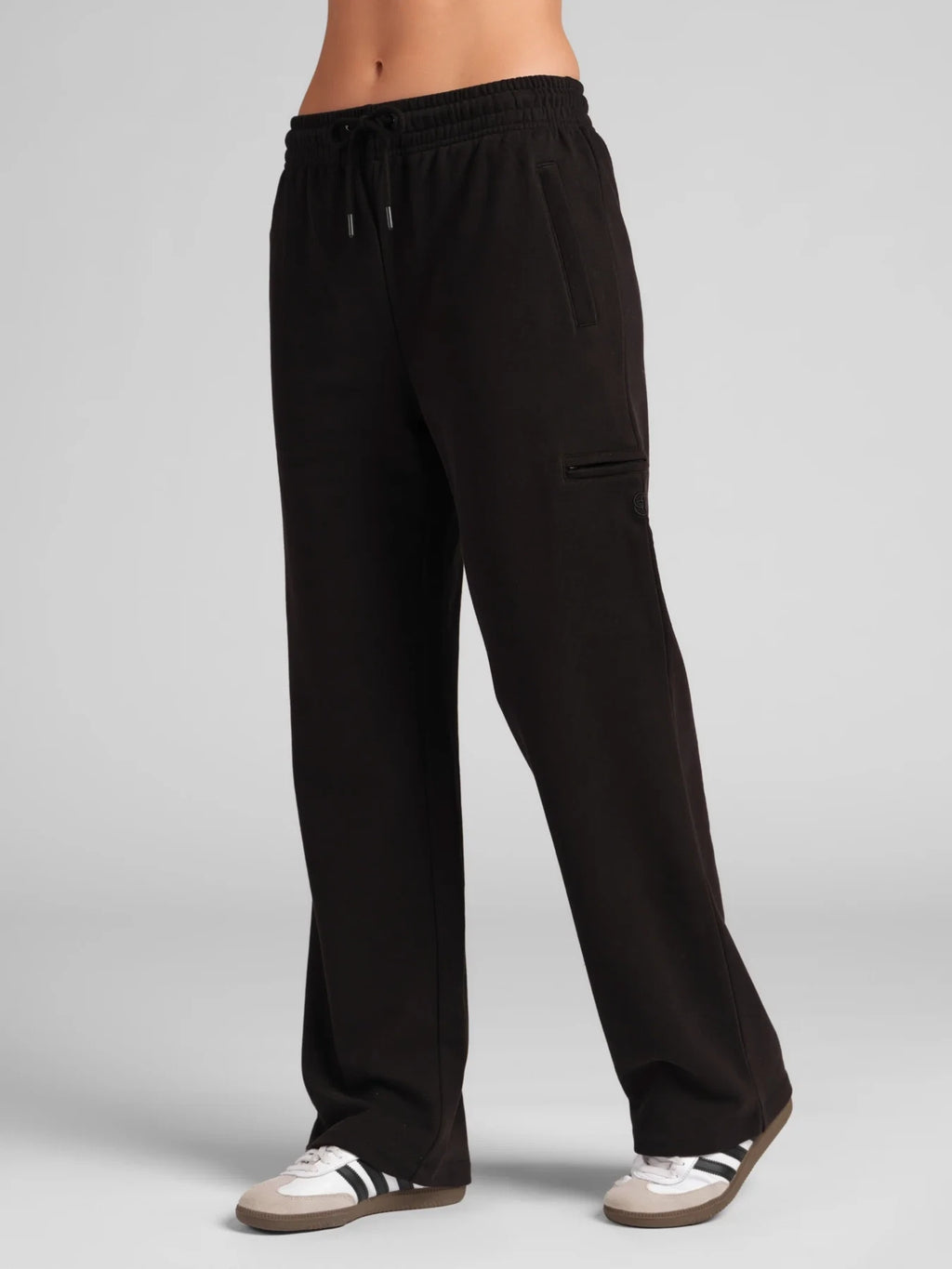 Lightweight Straight Leg Sweatpants - Black